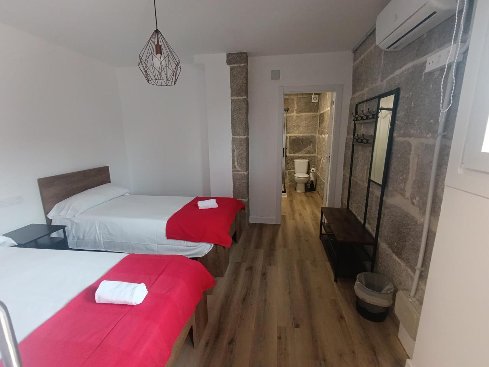 טואי Albergue Villa San Clemente מראה חיצוני תמונה